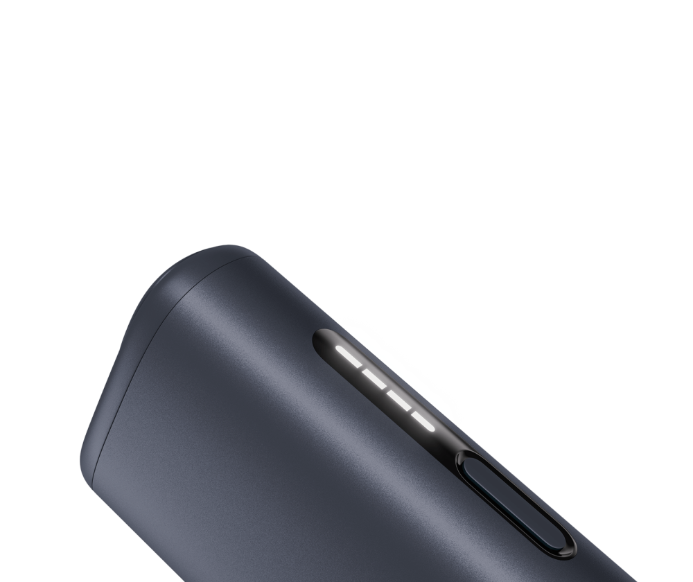 IQOS ILUMA i ONE Midnight Black fullscreen